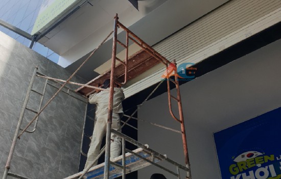 Thay thế bộ điều khiển cửa cuốn cao 5m